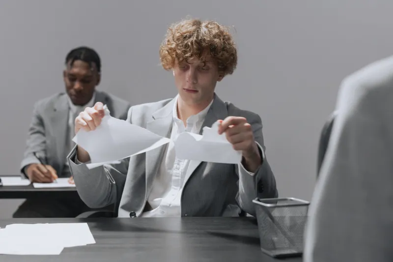 Ce que l'entreprise ne voit pas finit par la quitter : le coût fatal de l'expertise ignorée