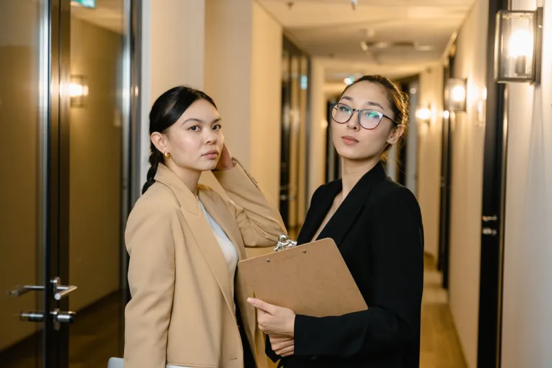 Quand l'expertise devient une cage : les signaux que votre niche se referme sur vous